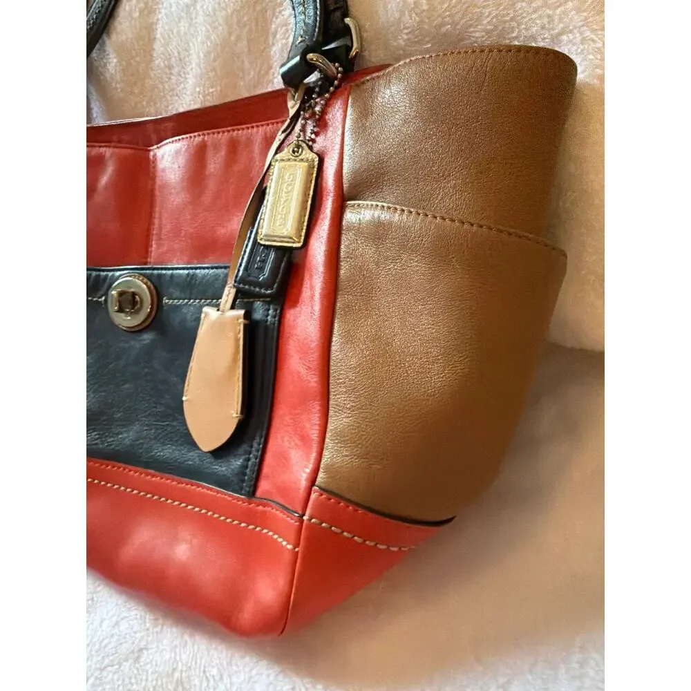 Coach Park Carrie Colorblock Leather Shoulder Tote Bag – Style F24065